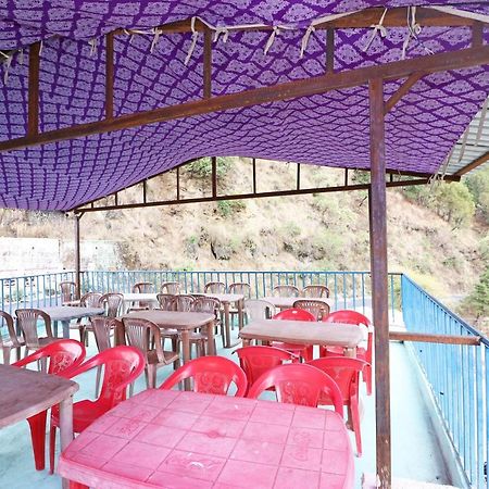 Oyo 13728 Hotel Kempty Valley View Hotel & Restaurant Мусори Екстериор снимка
